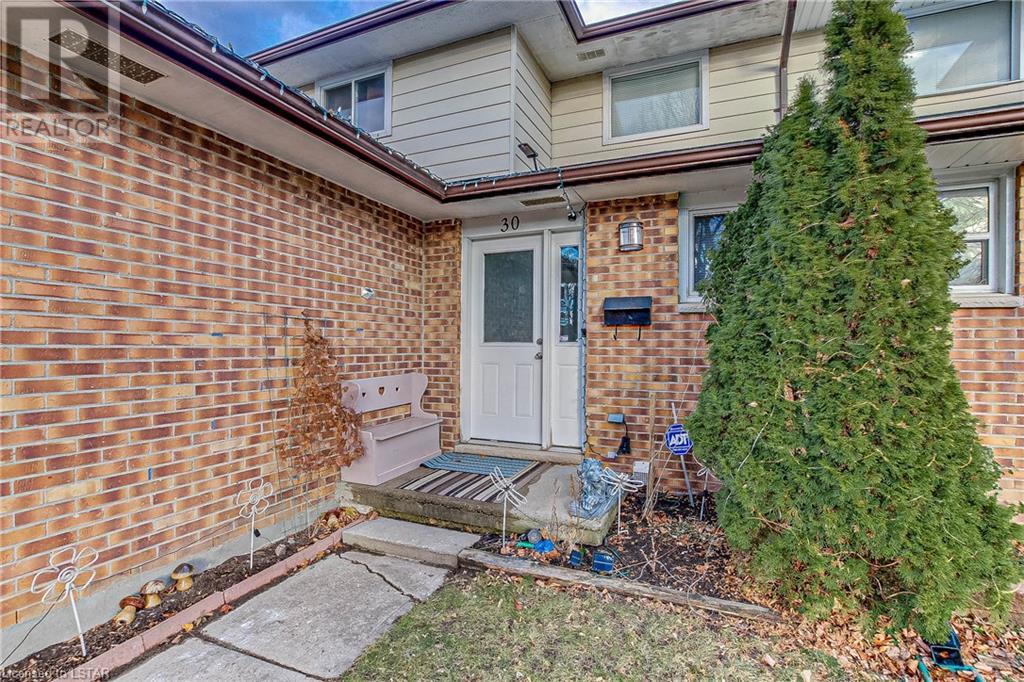 Listing 40374499 - Large Photo # 3