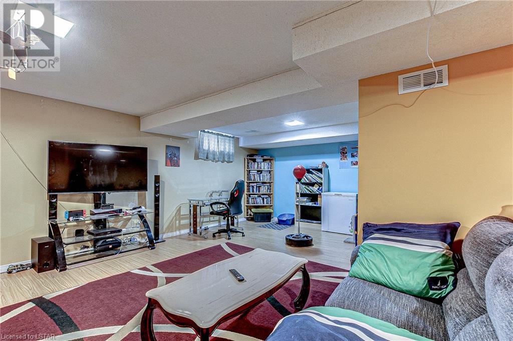 Listing 40374499 - Large Photo # 29