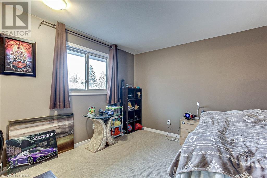 Listing 40374499 - Large Photo # 17