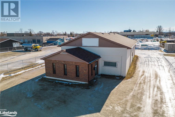 12 STEWART Road, Collingwood