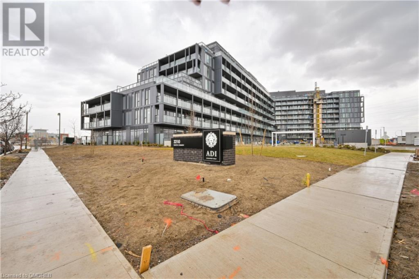 3210 DAKOTA Common NW Unit# 411, Burlington