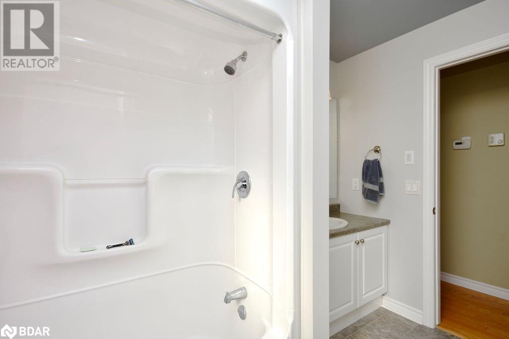 Listing 40375115 - Large Photo # 27