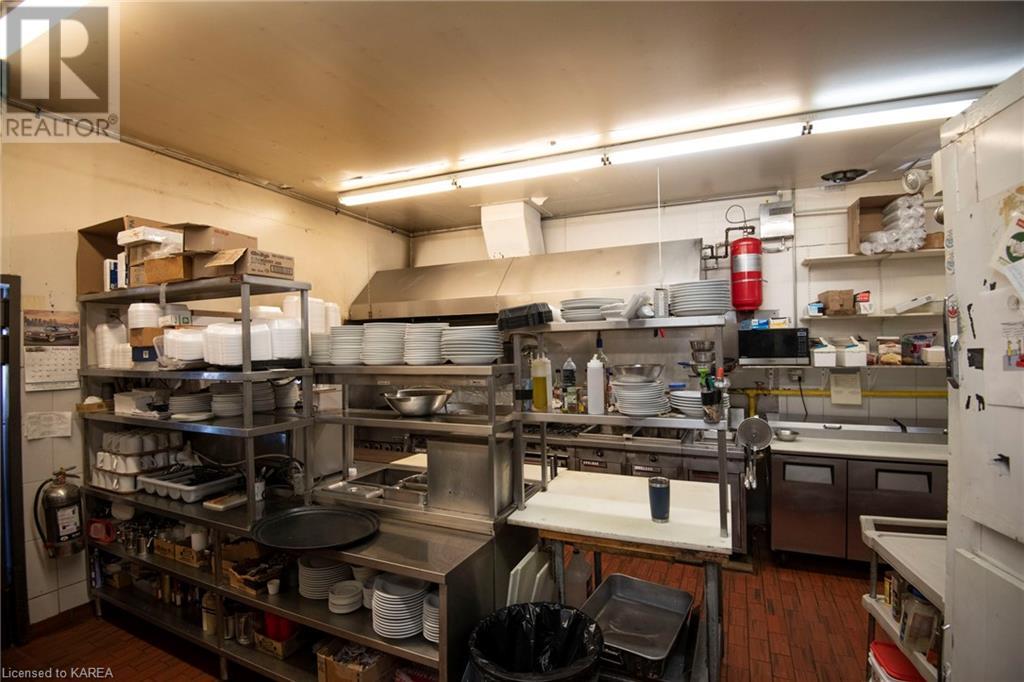 Listing 40375302 - Large Photo # 4