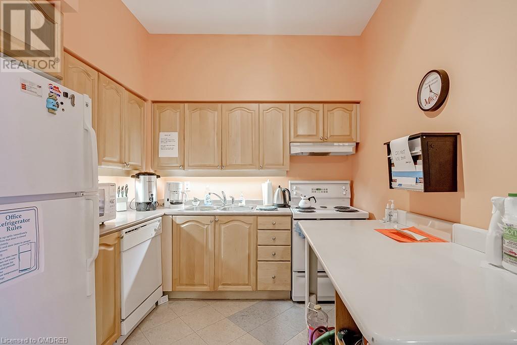 Listing 40375441 - Large Photo # 36