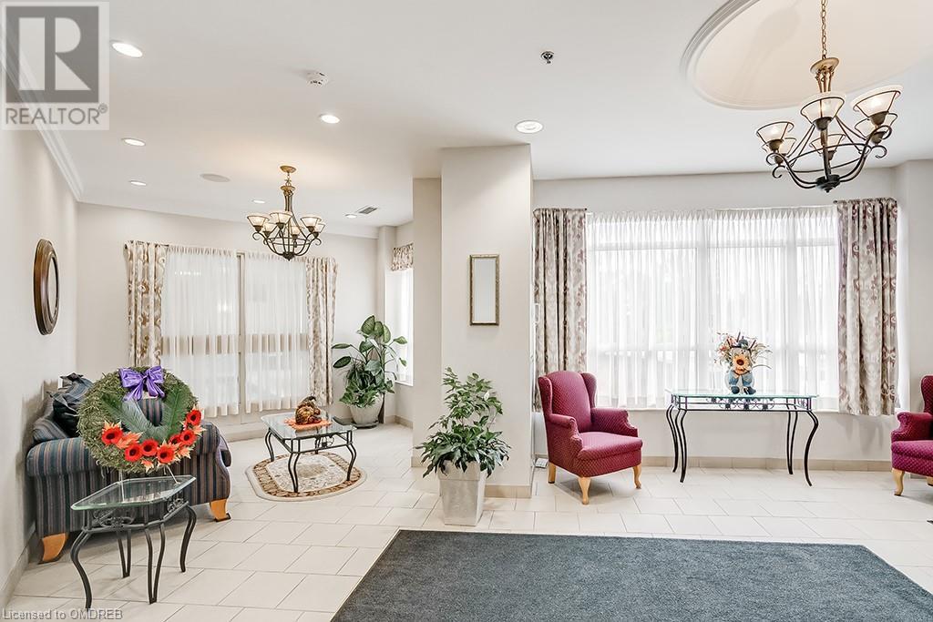 Listing 40375441 - Large Photo # 3