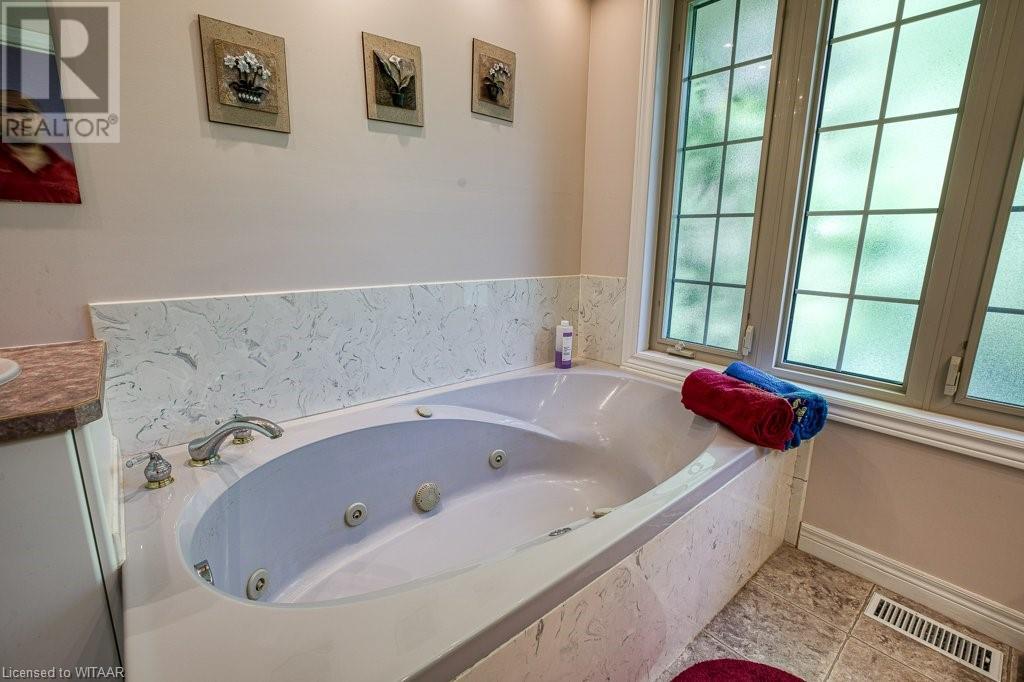 Listing 40375558 - Large Photo # 33