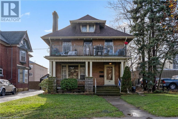 127 CHATHAM Street, Brantford