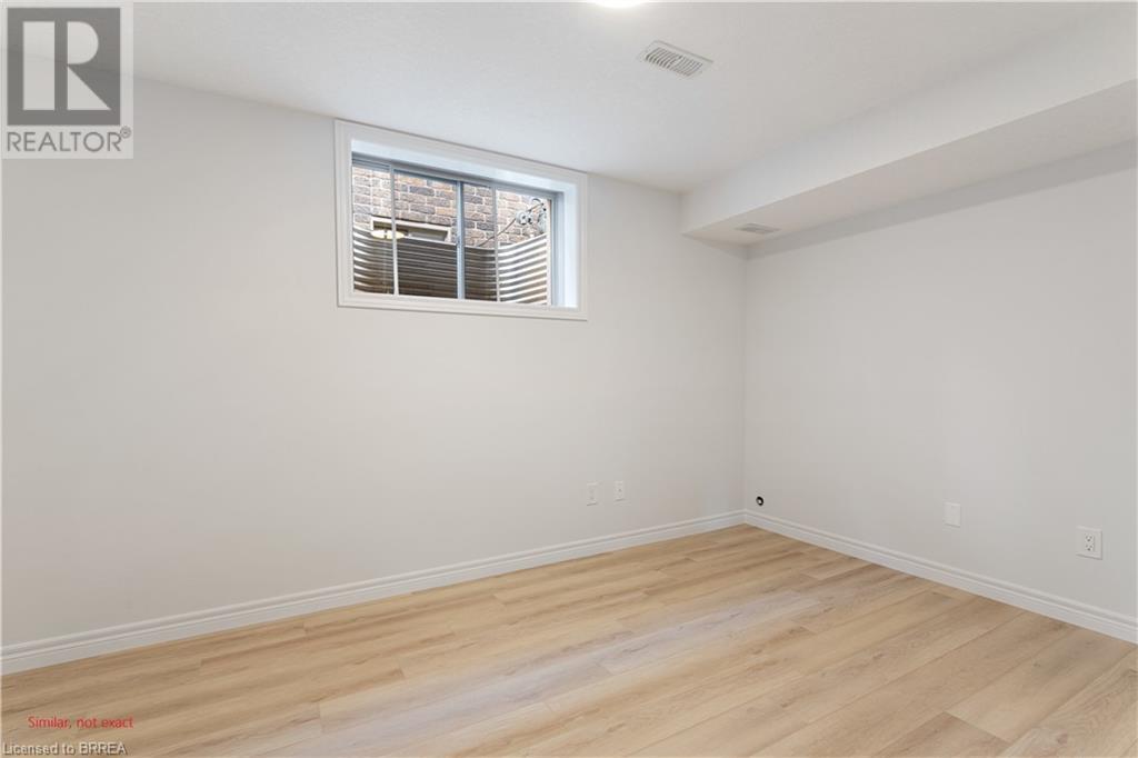 Listing 40376125 - Large Photo # 19