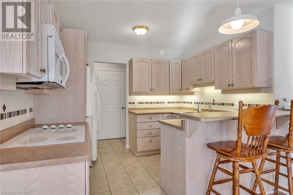 Listing 40376209 - Large Photo # 5