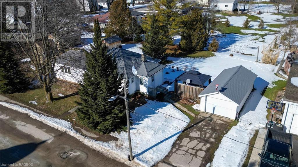 Listing 40376215 - Large Photo # 2