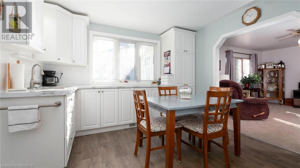 Listing 40376215 - Large Photo # 11