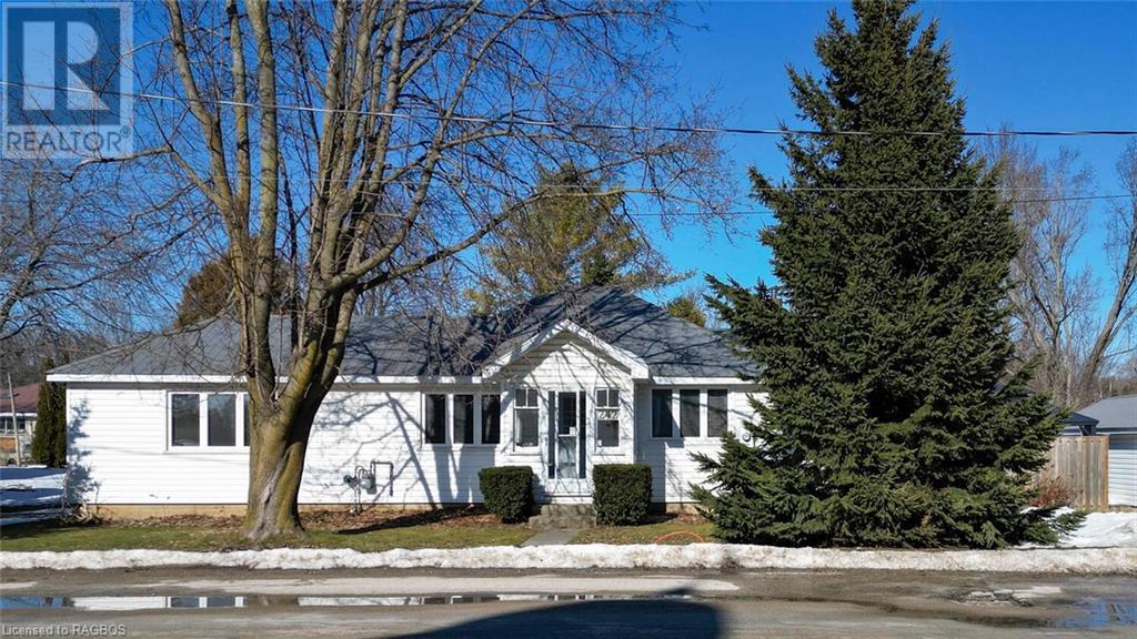 Listing 40376215 - Large Photo # 1