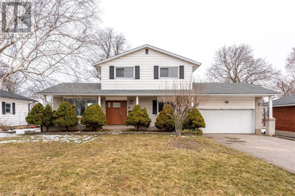 6 LINDBERGH Drive, Fort Erie