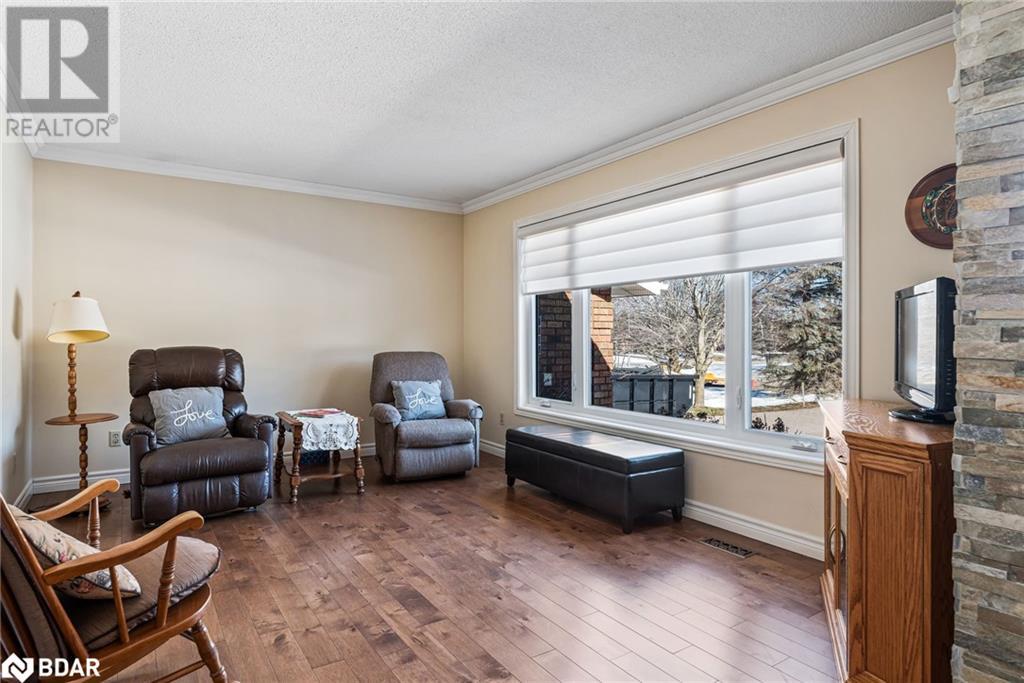 Listing 40376878 - Large Photo # 2