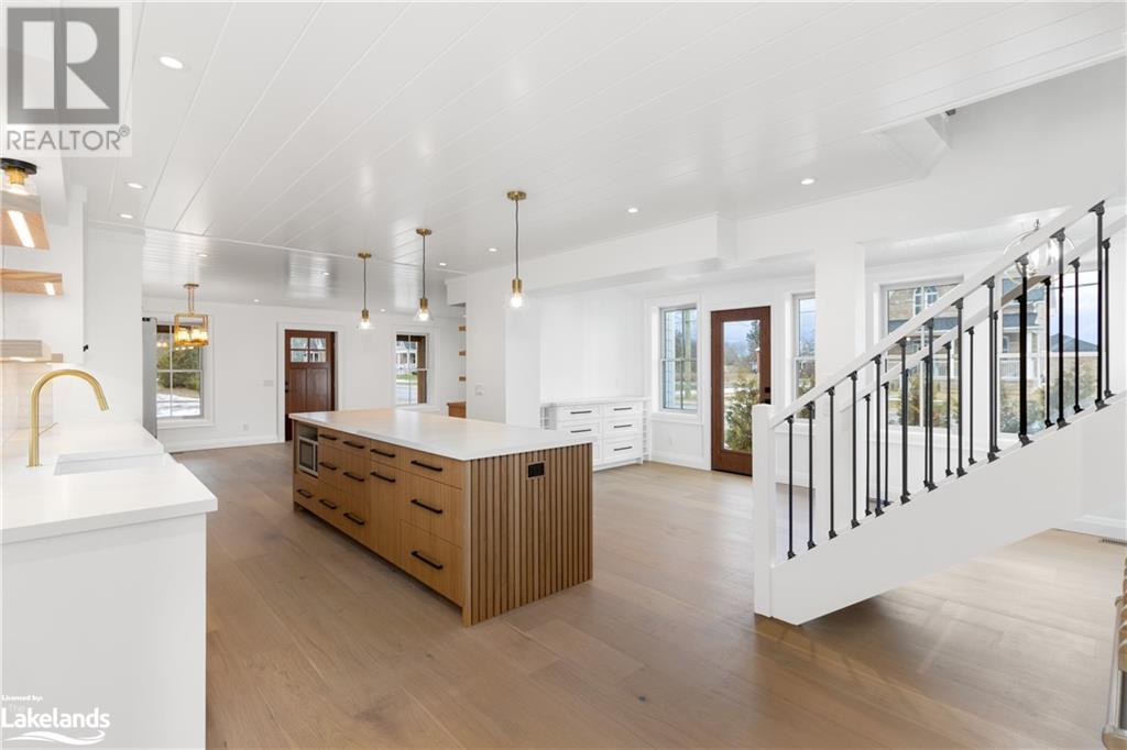 Listing 40376907 - Large Photo # 1
