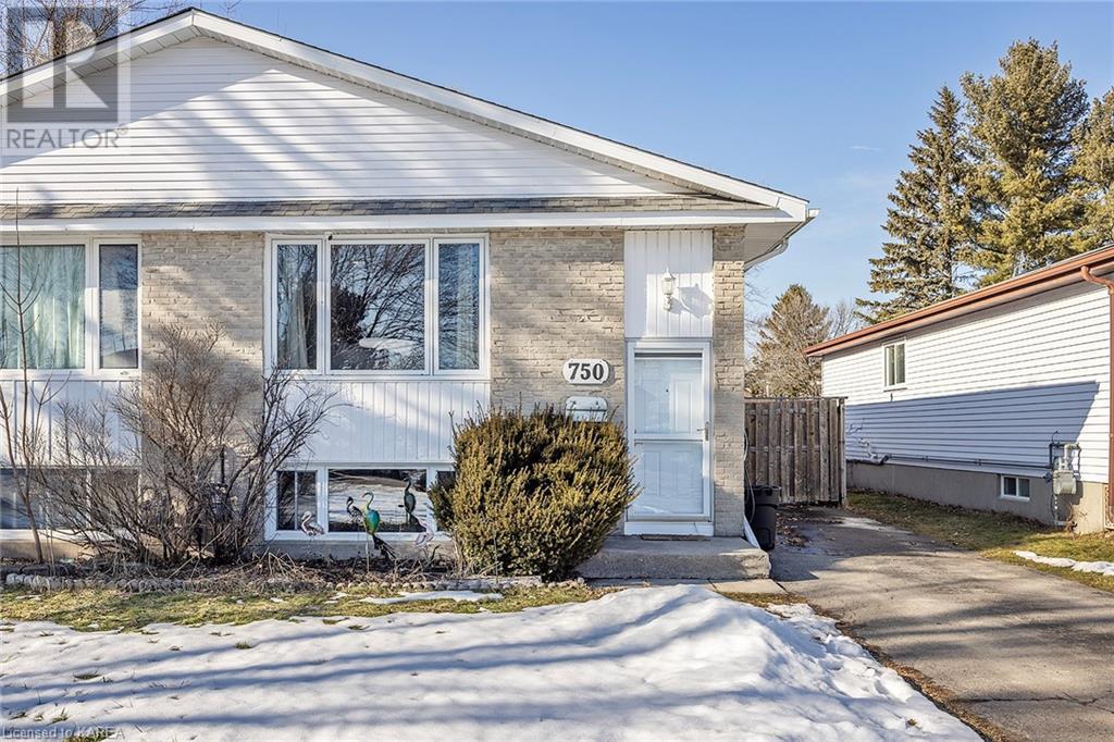Listing 40377012 - Large Photo # 1
