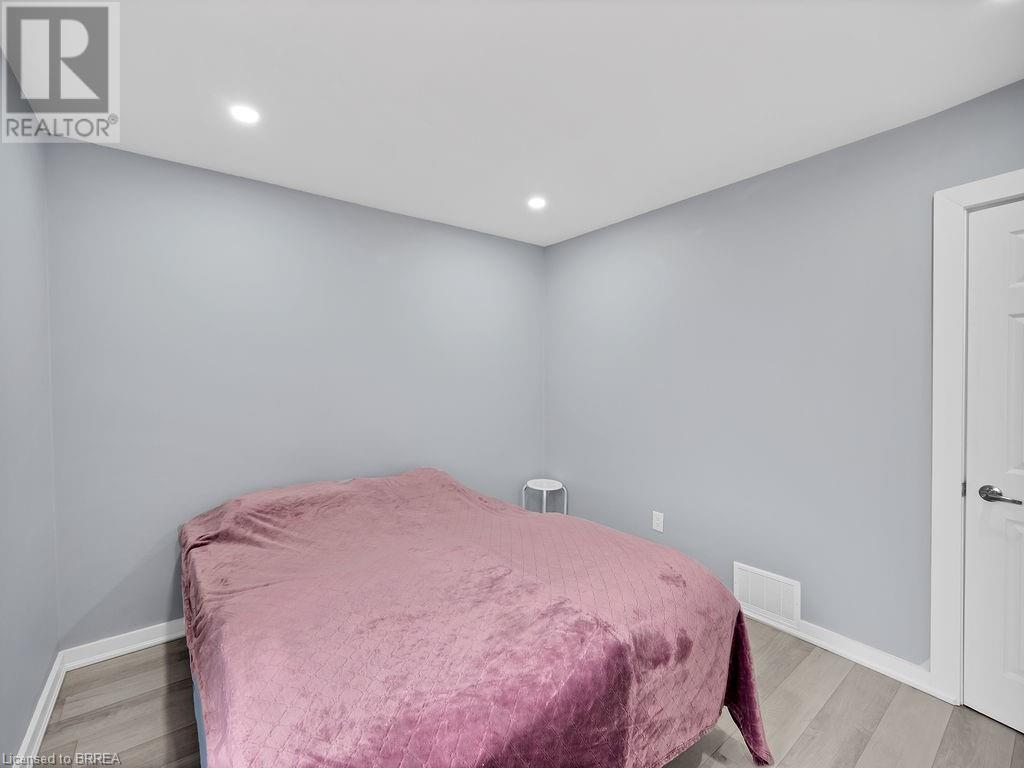 Listing 40377036 - Large Photo # 18