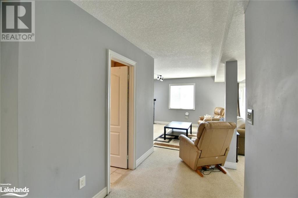 Listing 40377170 - Large Photo # 43