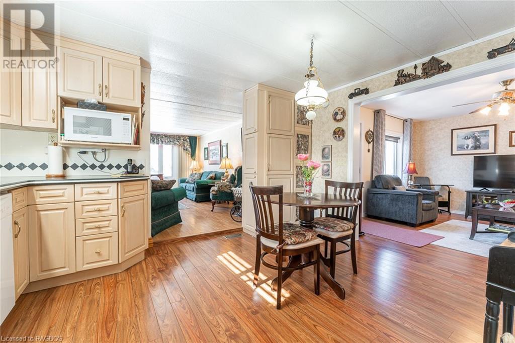 Listing 40377202 - Large Photo # 10