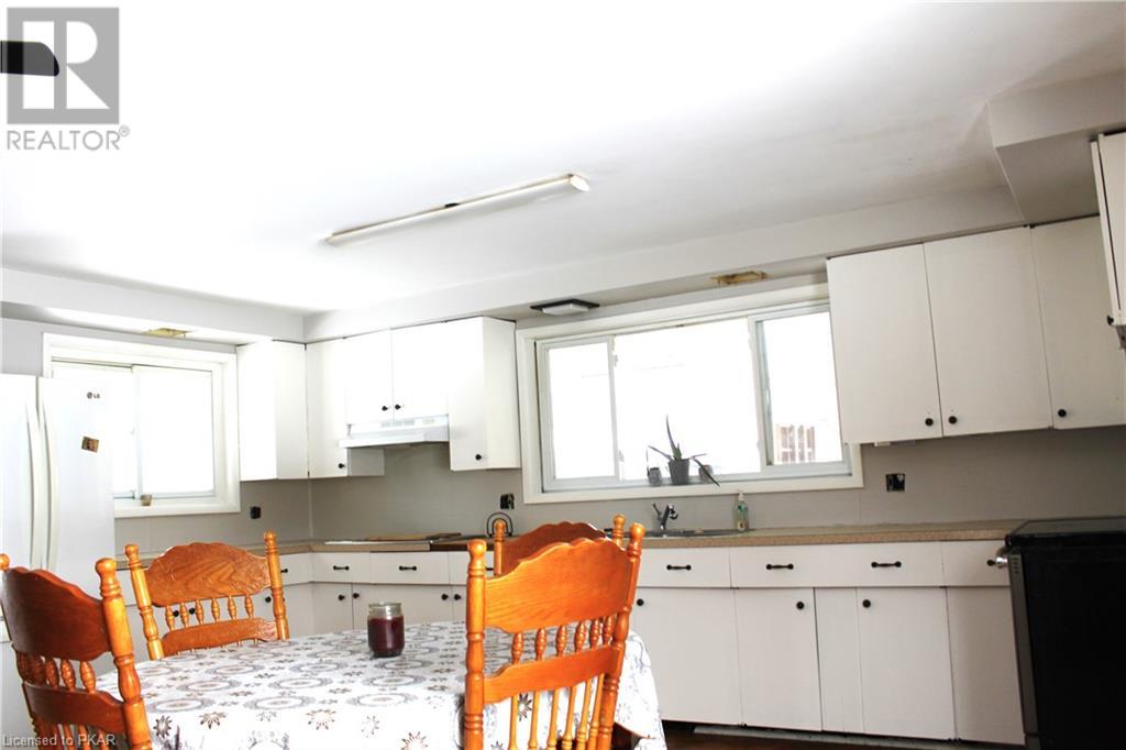 Listing 40377294 - Large Photo # 5
