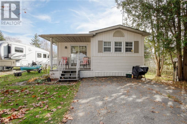 580 BEAVER CREEK Road Unit# 13, Waterloo