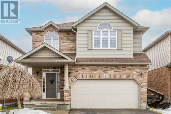 87 KINGFISHER Drive, Elmira