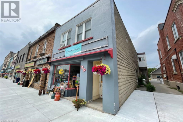 33 COLBORNE Street, Fenelon Falls