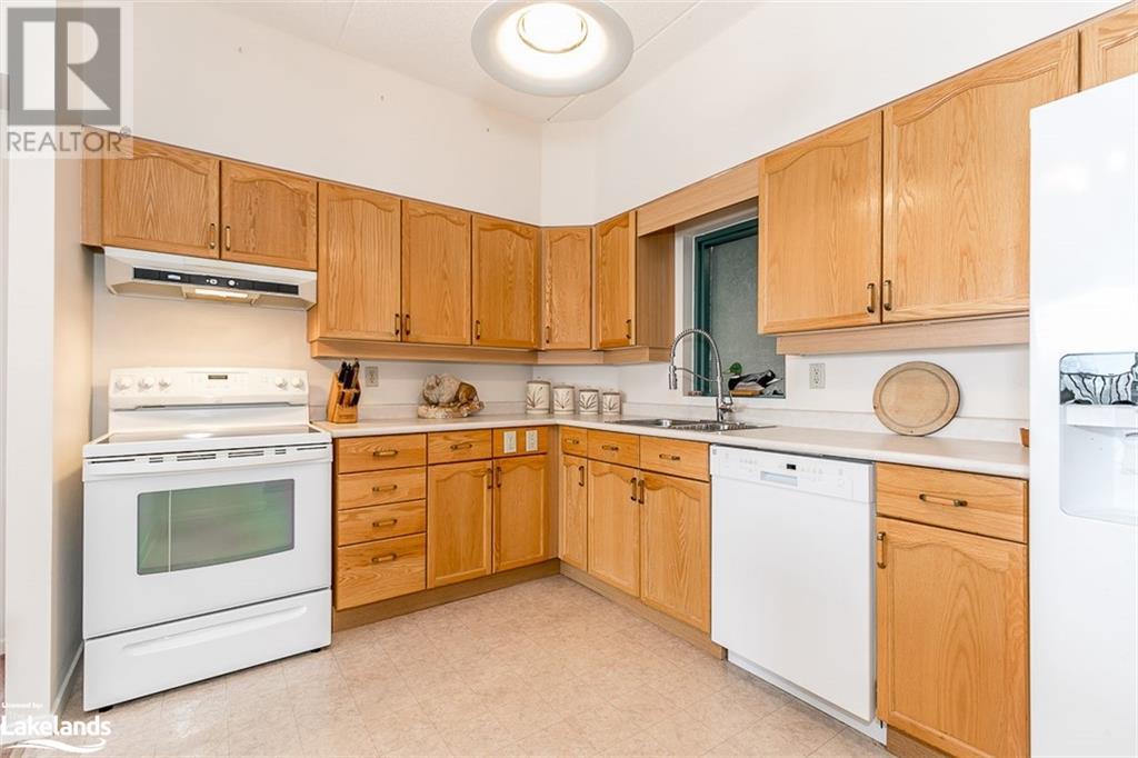 Listing 40377701 - Large Photo # 10