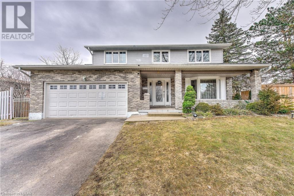 2 PINEGROVE Crescent, London