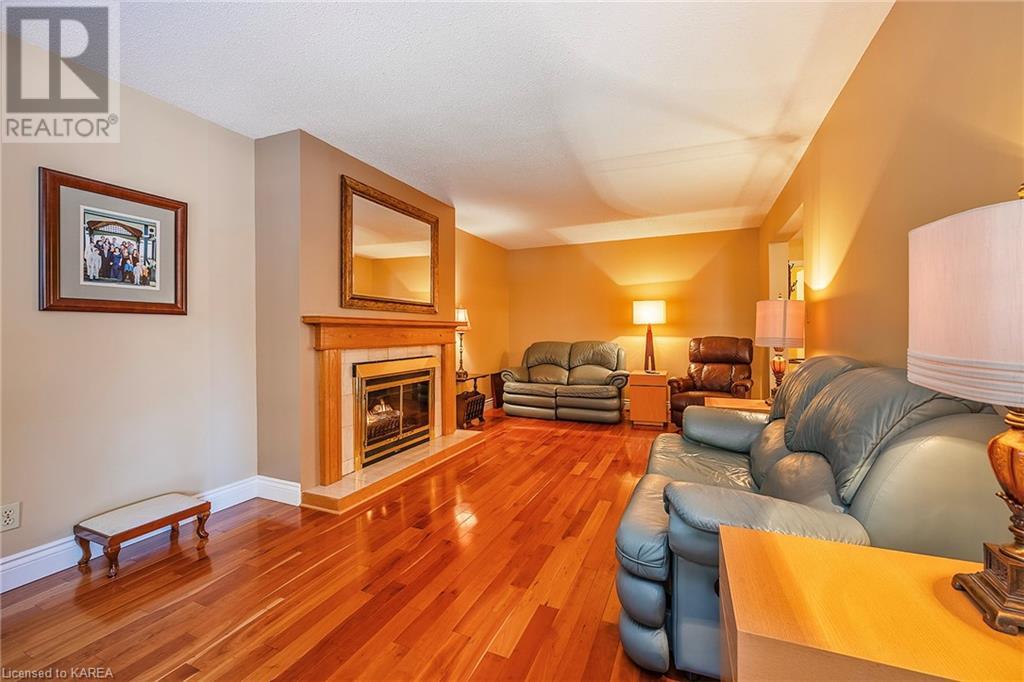 Listing 40378085 - Large Photo # 15