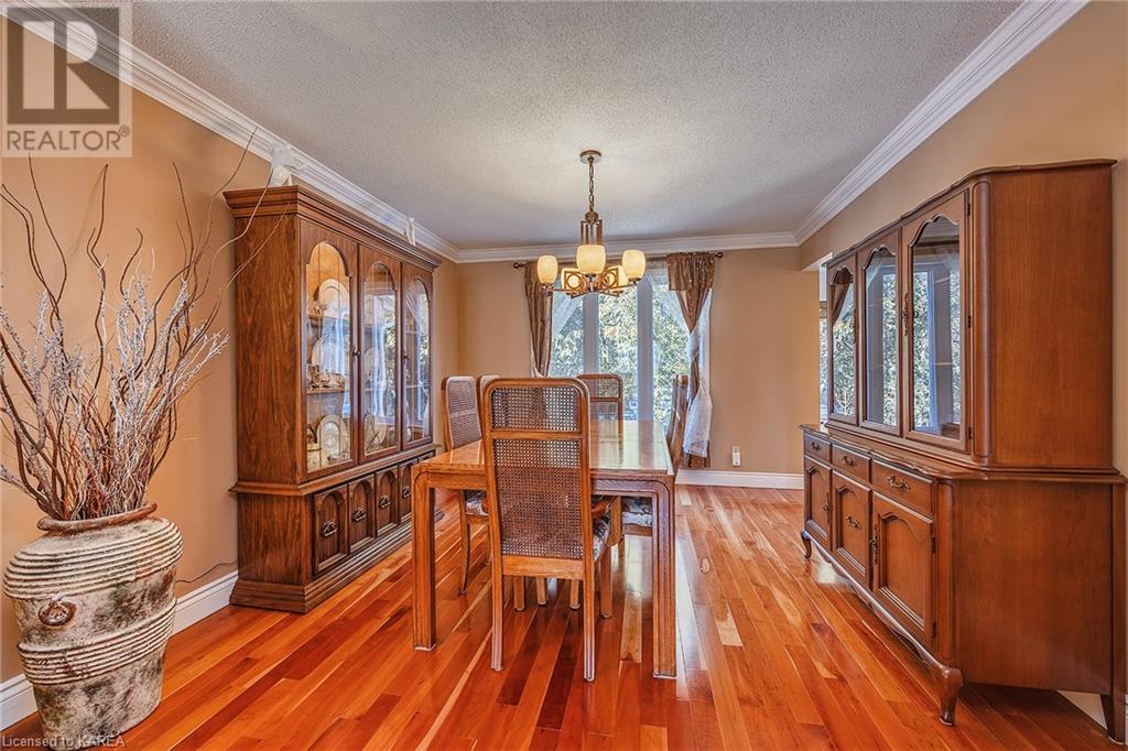 Listing 40378085 - Large Photo # 24