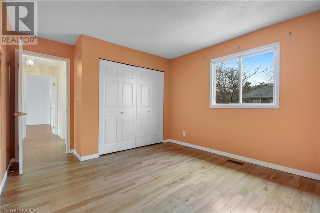 Listing 40378112 - Large Photo # 26