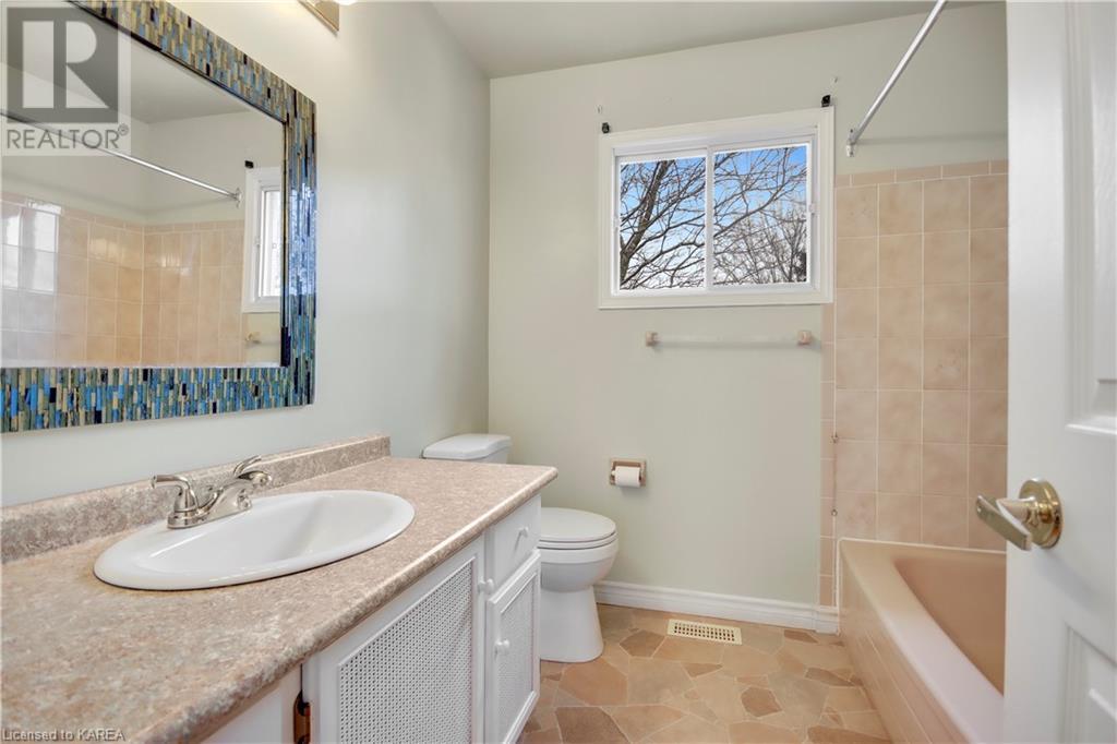 Listing 40378112 - Large Photo # 24