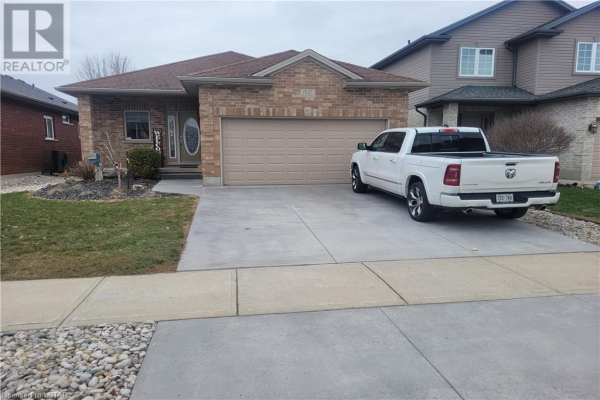 1527 HEALY Road, London