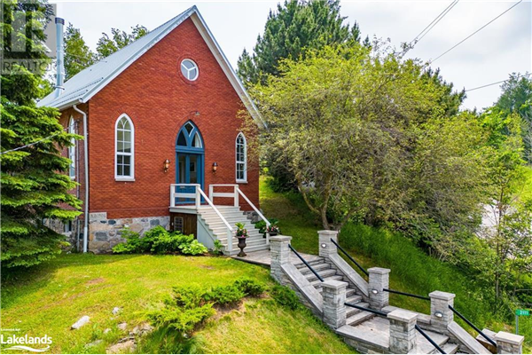 2111 CONCESSION 8 SOUTH NOTTAWASAGA Road, Glen Huron