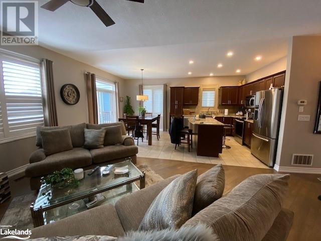Listing 40378412 - Large Photo # 12
