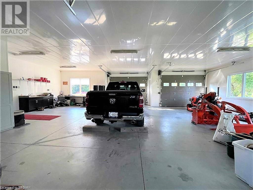 Listing 40378780 - Large Photo # 44