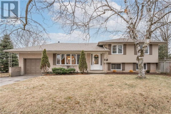 4 KINGSLEY Court, Guelph