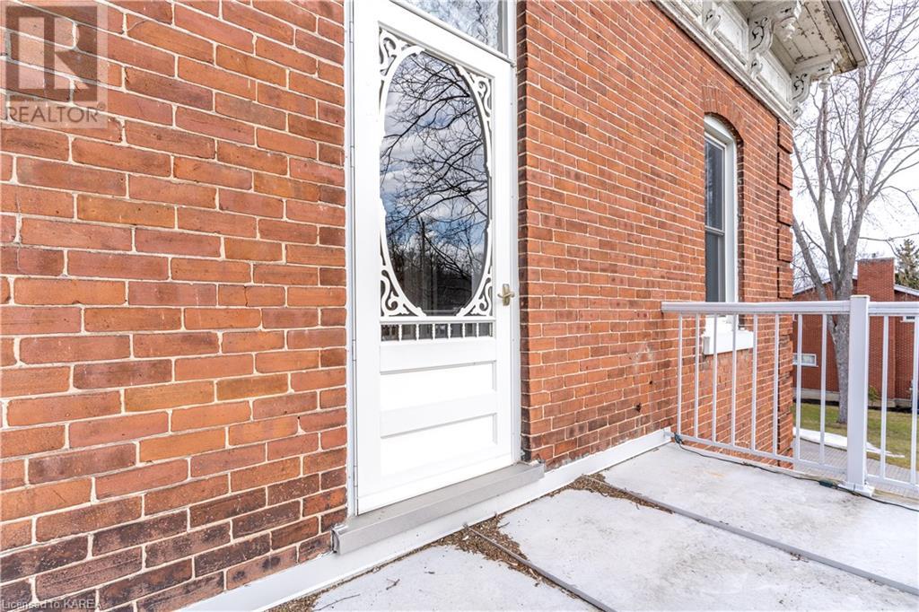Listing 40379114 - Large Photo # 39