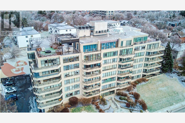 2 LANCASTER Street E Unit# 606, Kitchener