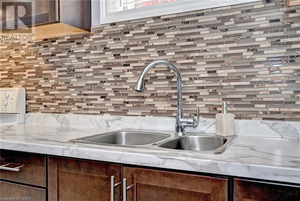 Listing 40379551 - Large Photo # 41
