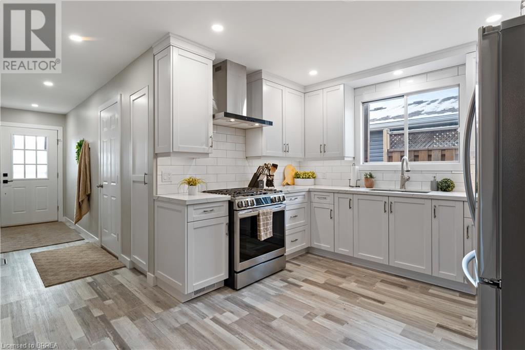 Listing 40379577 - Large Photo # 11