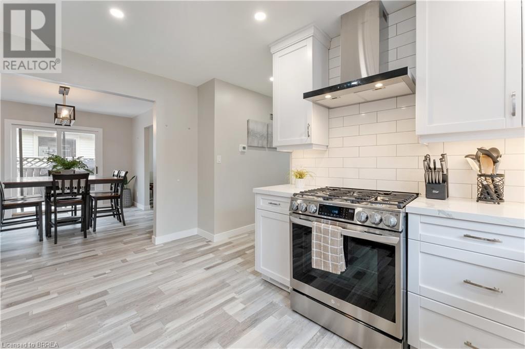 Listing 40379577 - Large Photo # 15