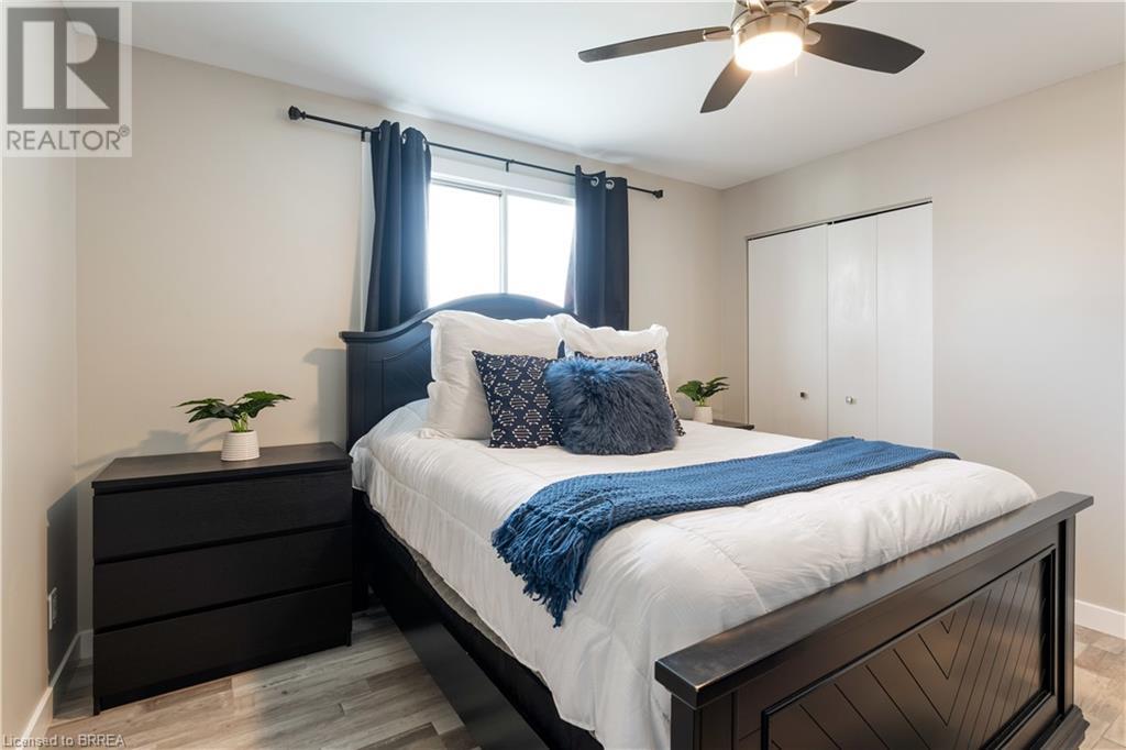 Listing 40379577 - Large Photo # 18