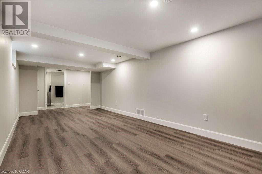 Listing 40379585 - Large Photo # 29