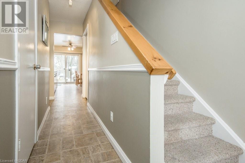 Listing 40379877 - Large Photo # 3