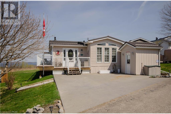 6916 COUNTY RD 18 Road Unit# 822, Roseneath