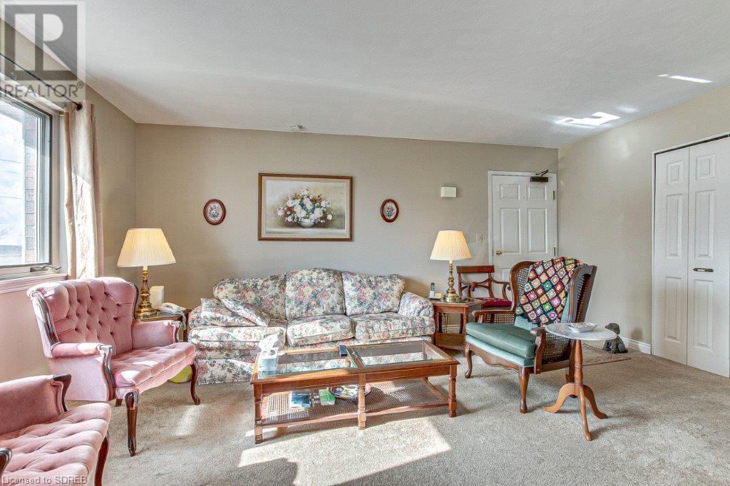 Listing 40380152 - Large Photo # 6