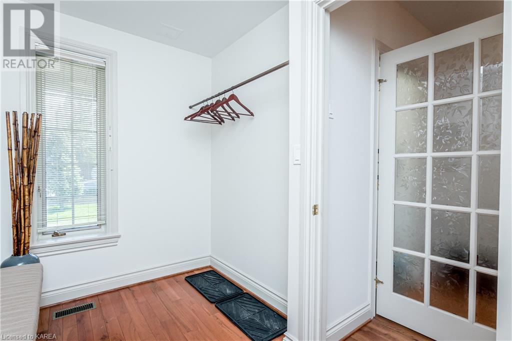 Listing 40380200 - Large Photo # 4