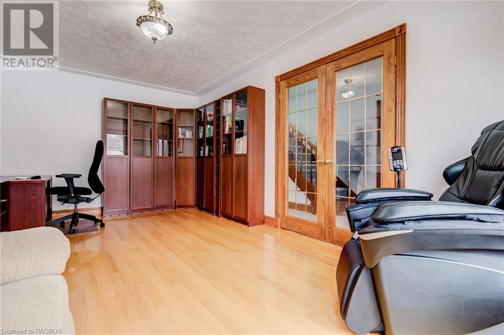 Listing 40380261 - Large Photo # 12